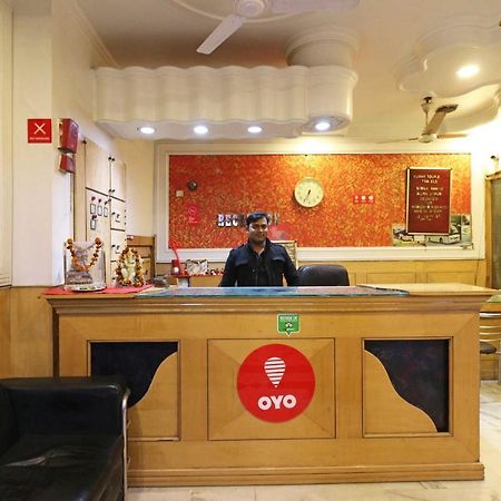 Oyo Flagship Kumar Palace นิวเดลี ภายนอก รูปภาพ